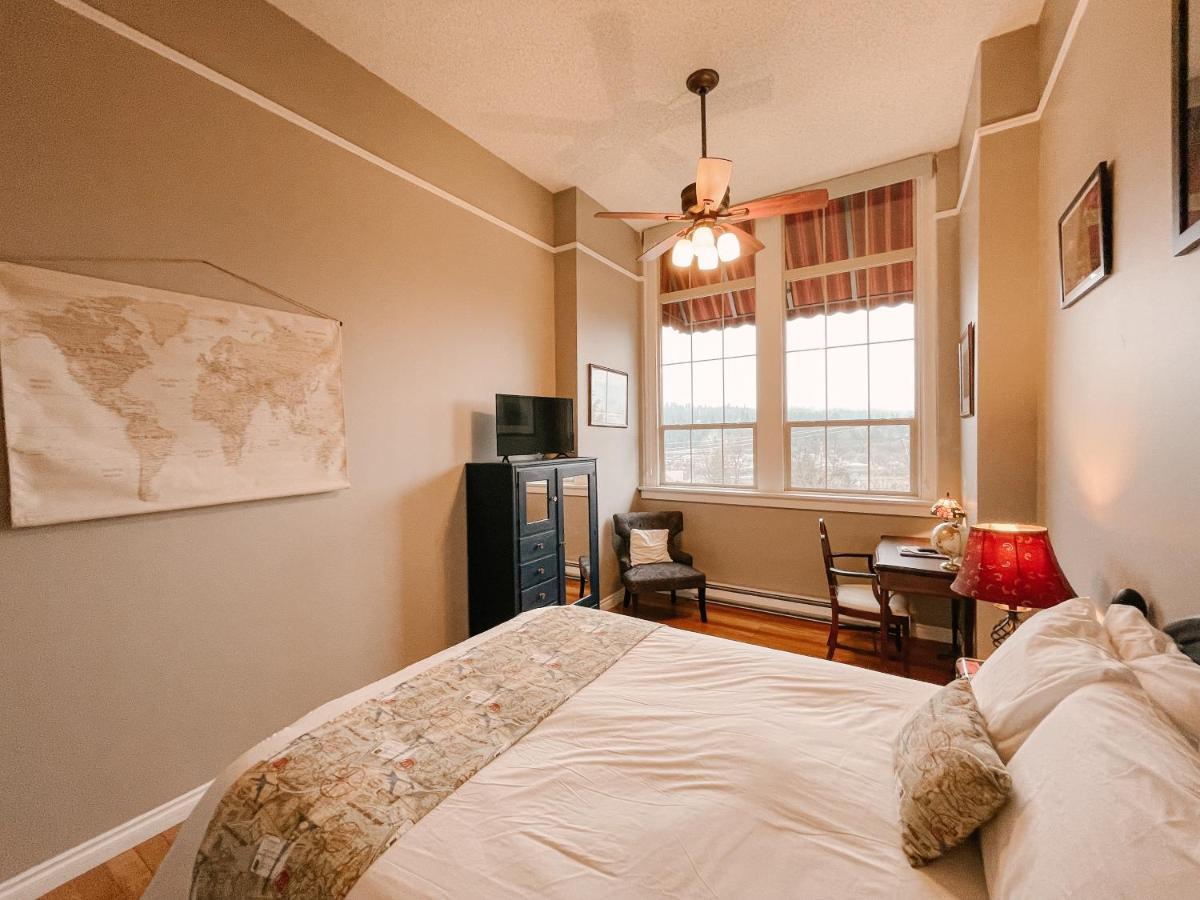 Northside School Bed & Breakfast ボナーズ・フェリー エクステリア 写真