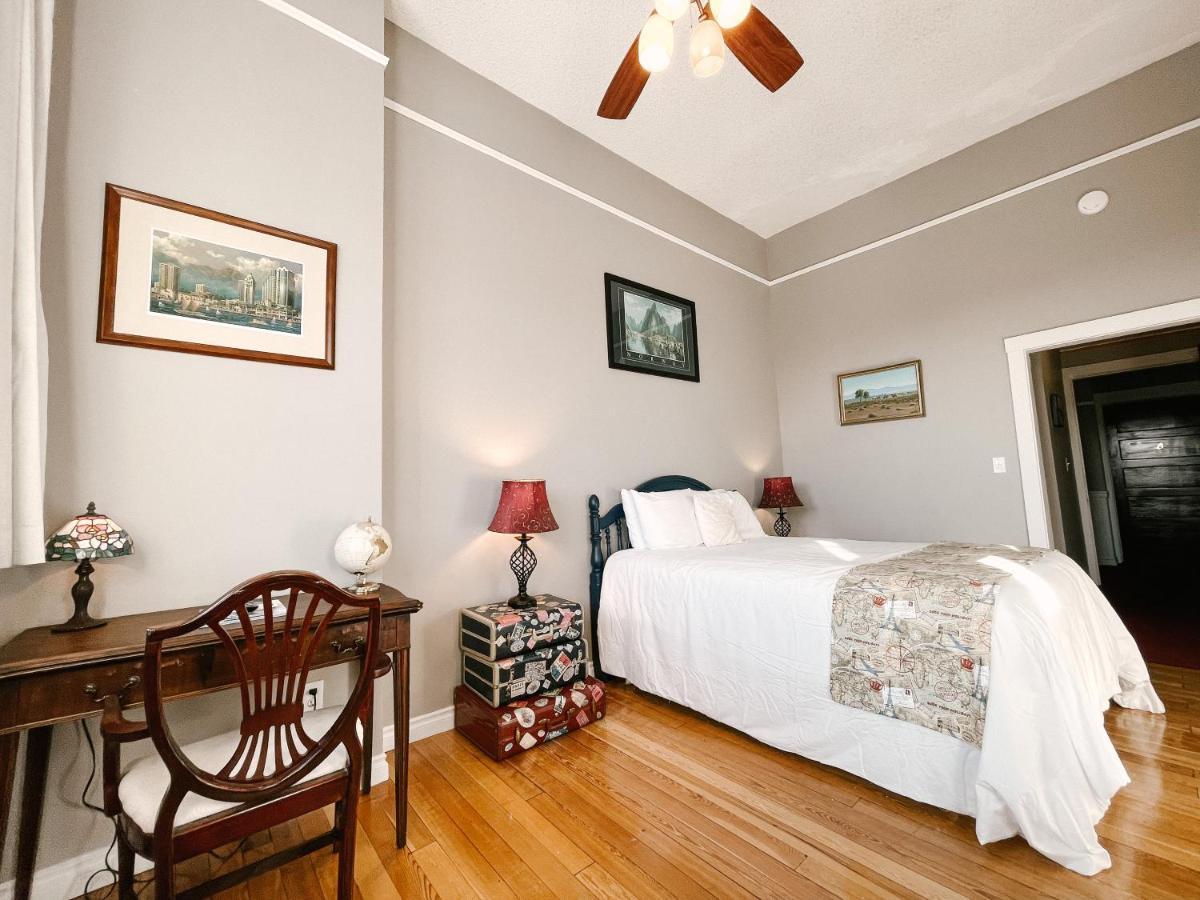Northside School Bed & Breakfast ボナーズ・フェリー エクステリア 写真