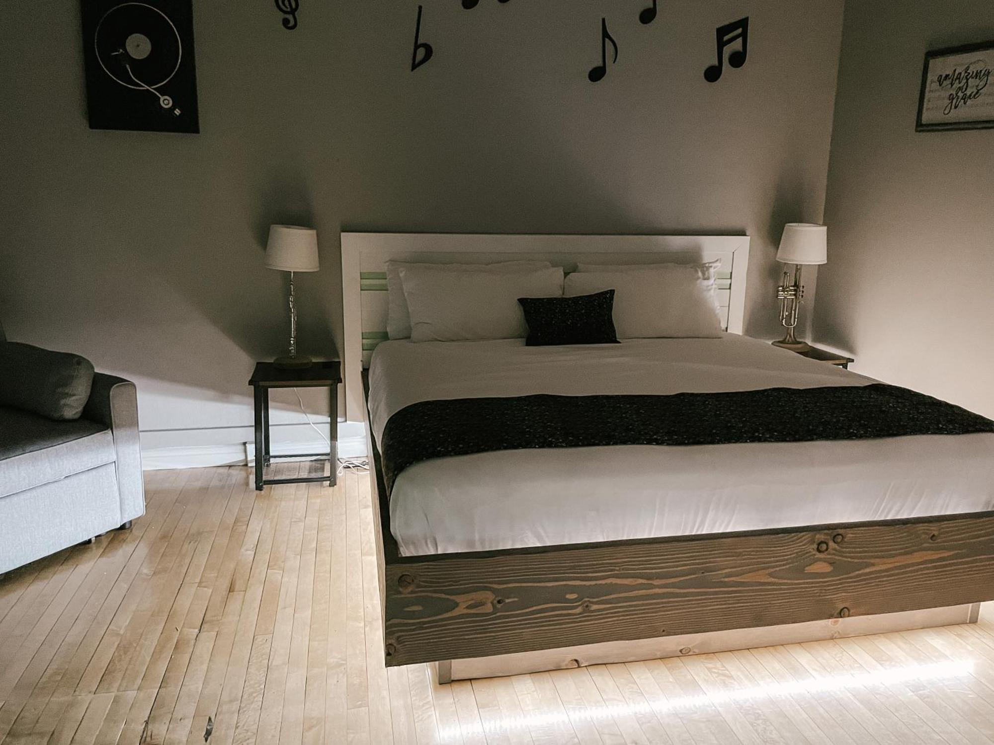 Northside School Bed & Breakfast ボナーズ・フェリー エクステリア 写真